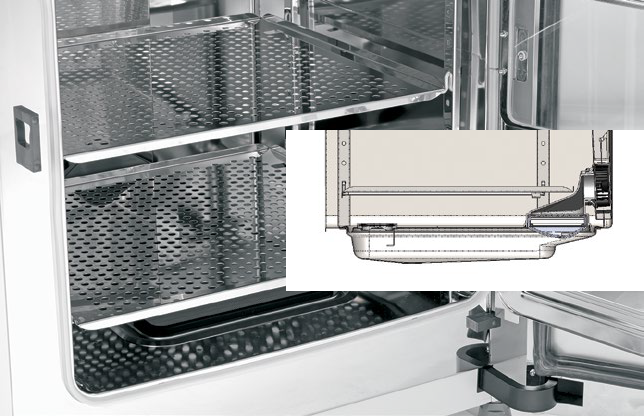 Interior shelves and humidity reservoir