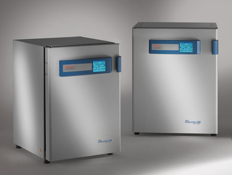 Forma Steri-Cycle i160 and i250 side by side